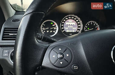 Универсал Mercedes-Benz C-Class 2011 в 