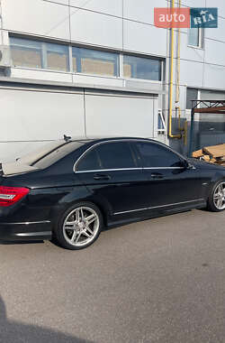 Седан Mercedes-Benz C-Class 2011 в 