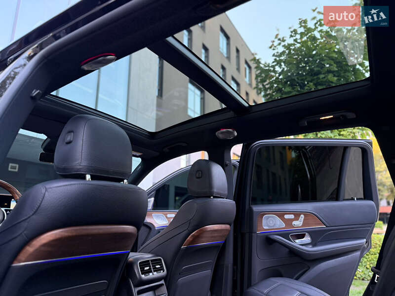 Седан Mercedes-Benz C-Class 2020 в Луцке