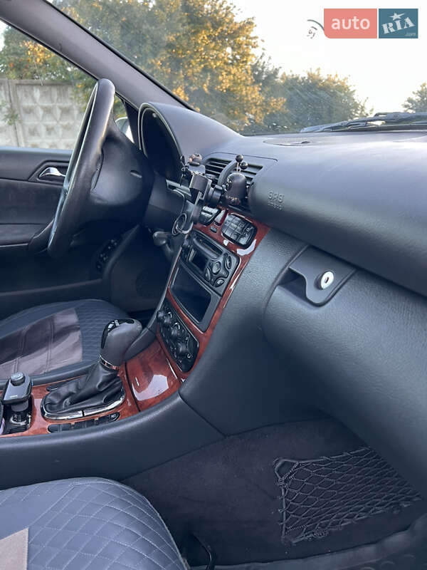 Седан Mercedes-Benz C-Class 2003 в Хмельницком