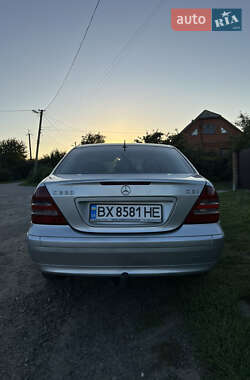 Седан Mercedes-Benz C-Class 2003 в 