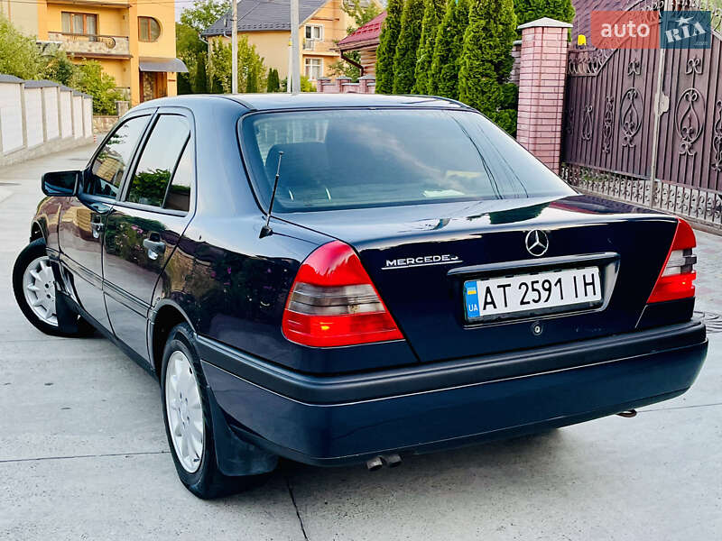 Седан Mercedes-Benz C-Class 1997 в Ивано-Франковске