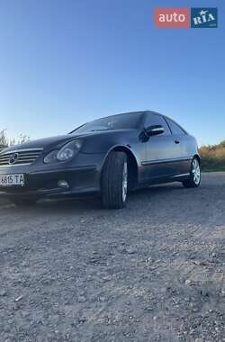 Купе Mercedes-Benz C-Class 2003 в 