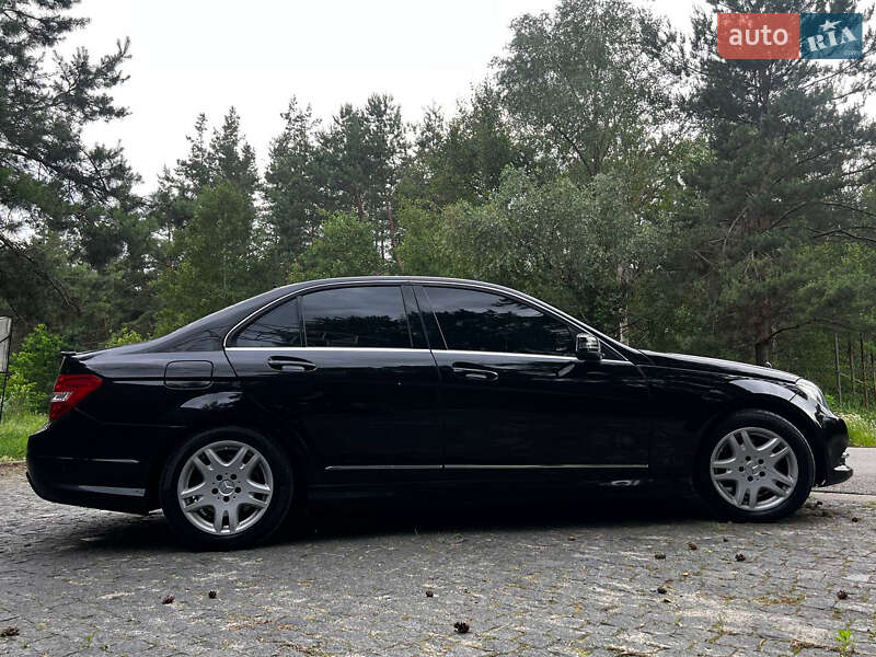 Седан Mercedes-Benz C-Class 2013 в Бучі