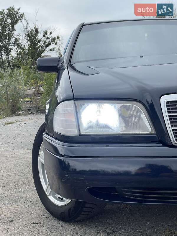 Mercedes-Benz C-Class 1996