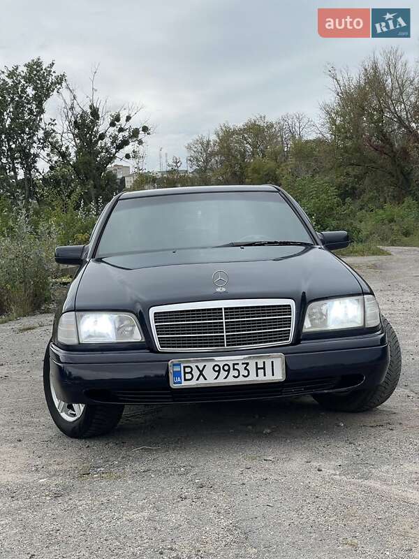 Седан Mercedes-Benz C-Class 1996 в Виннице