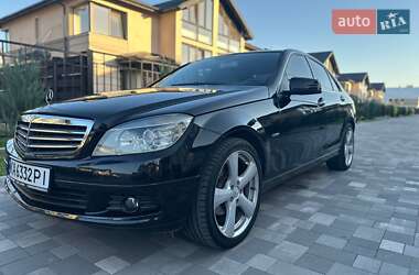 Седан Mercedes-Benz C-Class 2010 в 
