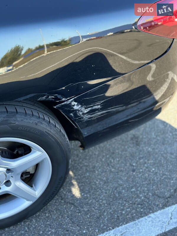 Універсал Mercedes-Benz C-Class 2015 в Києві