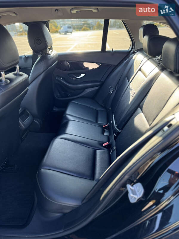 Універсал Mercedes-Benz C-Class 2015 в Києві