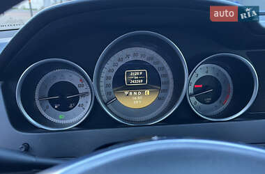 Седан Mercedes-Benz C-Class 2012 в 