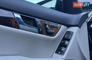Седан Mercedes-Benz C-Class 2012 в 
