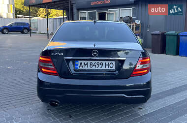 Седан Mercedes-Benz C-Class 2012 в 