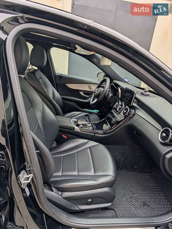 Седан Mercedes-Benz C-Class 2015 в Тернополе