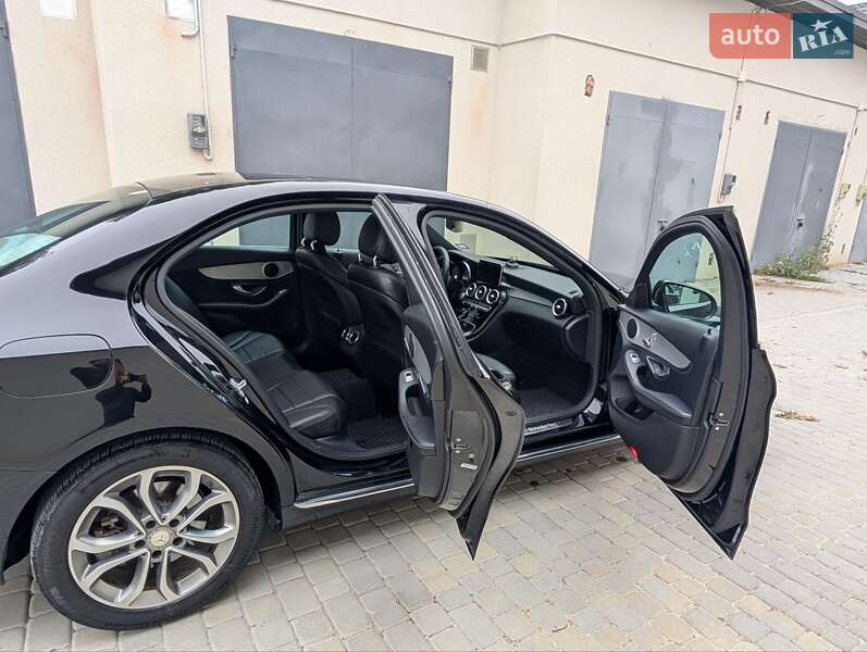 Седан Mercedes-Benz C-Class 2015 в Тернополе