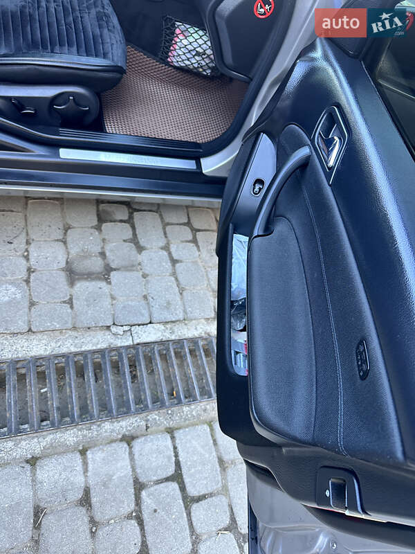 Седан Mercedes-Benz C-Class 2004 в Ивано-Франковске