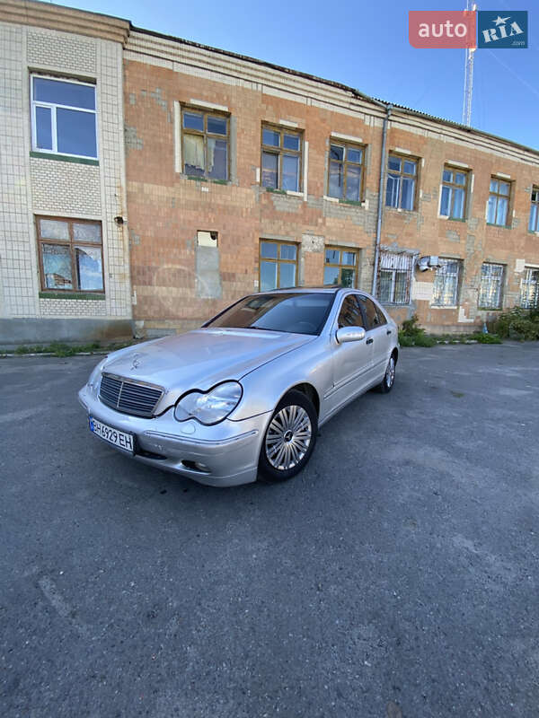 Mercedes-Benz C-Class 2001