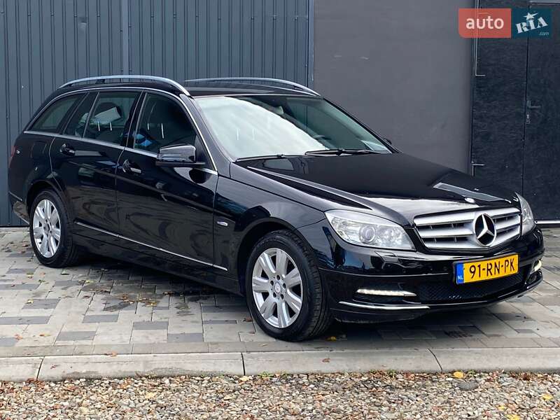 Универсал Mercedes-Benz C-Class 2012 в 