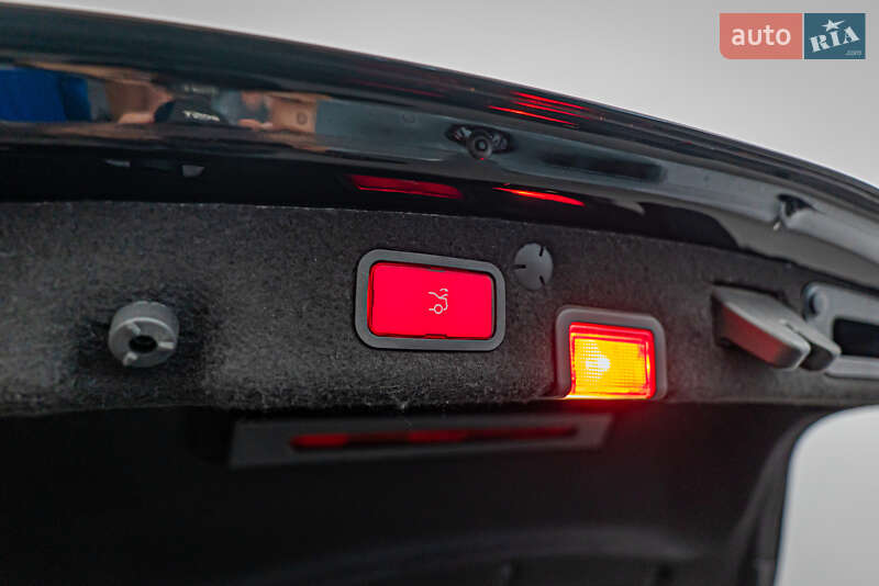 Седан Mercedes-Benz C-Class 2018 в Киеве