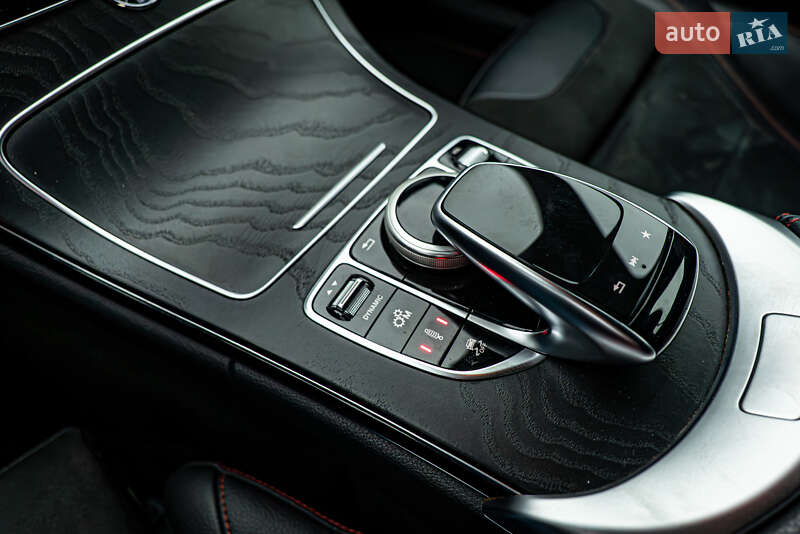 Седан Mercedes-Benz C-Class 2018 в Киеве