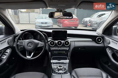 Седан Mercedes-Benz C-Class 2017 в 
