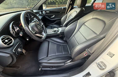 Седан Mercedes-Benz C-Class 2017 в 