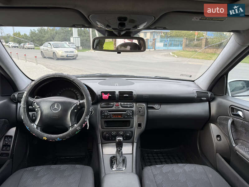 Седан Mercedes-Benz C-Class 2002 в Ужгороде