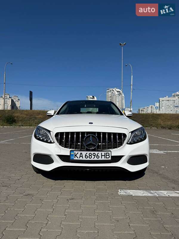 Седан Mercedes-Benz C-Class 2016 в Киеве