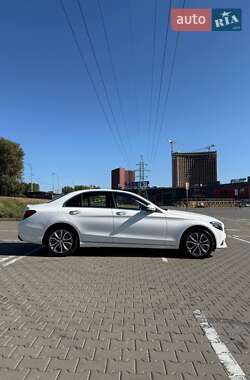 Седан Mercedes-Benz C-Class 2016 в 