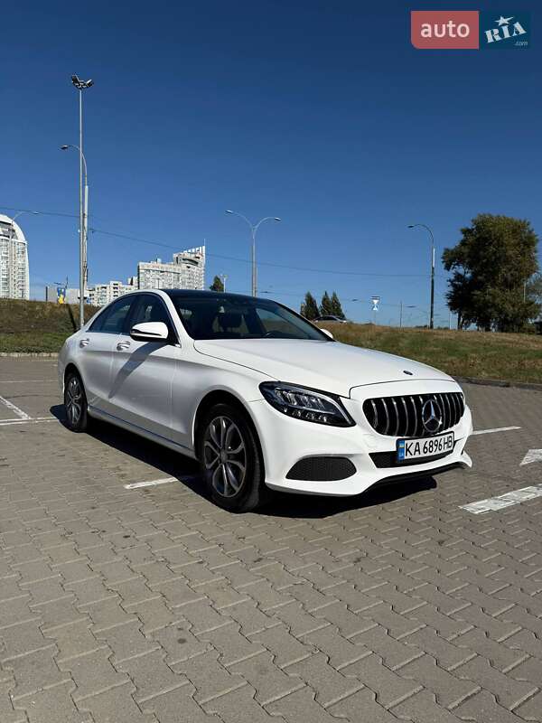 Седан Mercedes-Benz C-Class 2016 в Киеве