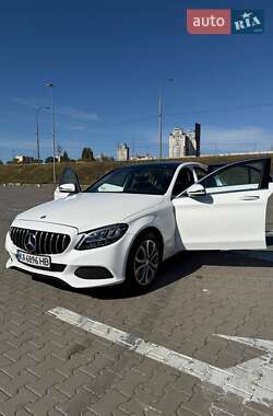 Седан Mercedes-Benz C-Class 2016 в 