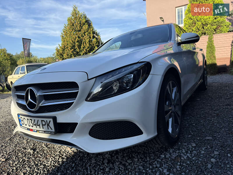 Седан Mercedes-Benz C-Class 2015 в Львове