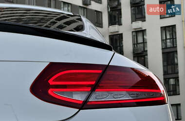 Купе Mercedes-Benz C-Class 2017 в 