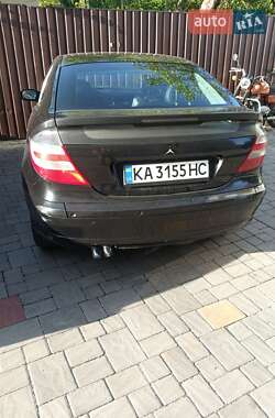 Купе Mercedes-Benz C-Class 2004 в 