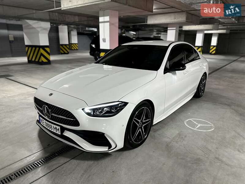 Mercedes-Benz C-Class 2022