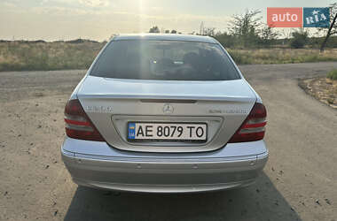 Седан Mercedes-Benz C-Class 2004 в 