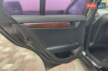 Седан Mercedes-Benz C-Class 2010 в 