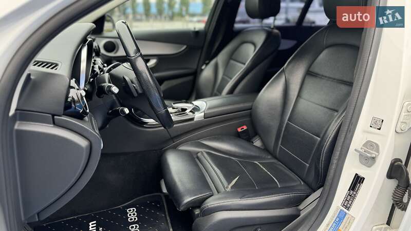 Седан Mercedes-Benz C-Class 2014 в Киеве