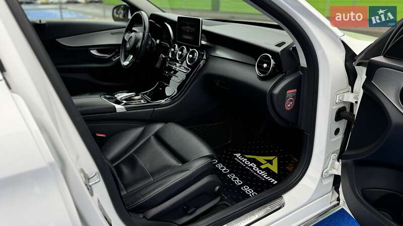 Седан Mercedes-Benz C-Class 2014 в Киеве