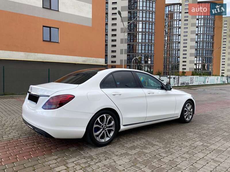 Седан Mercedes-Benz C-Class 2016 в Ивано-Франковске