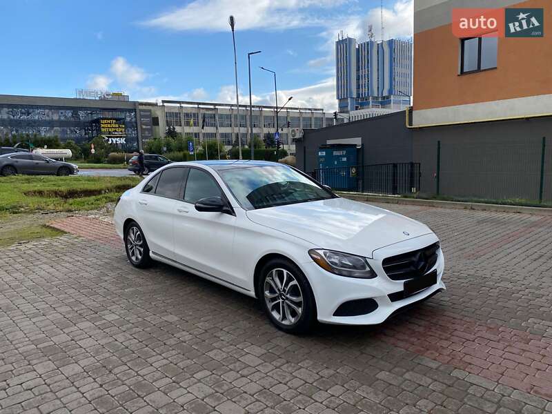 Седан Mercedes-Benz C-Class 2016 в Ивано-Франковске