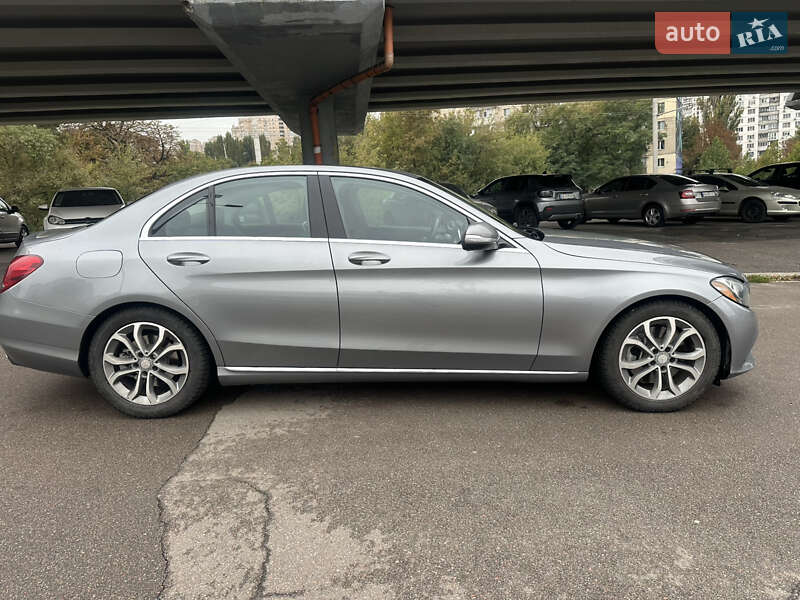 Седан Mercedes-Benz C-Class 2015 в Киеве