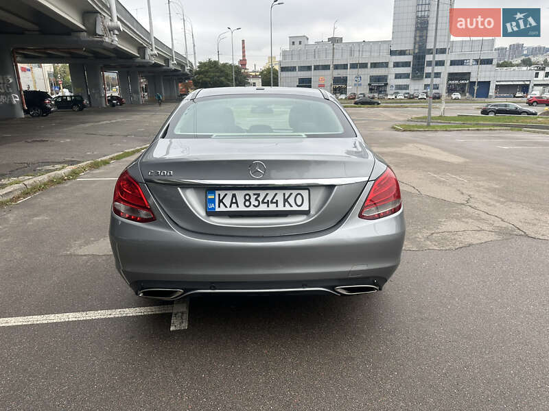 Седан Mercedes-Benz C-Class 2015 в Киеве