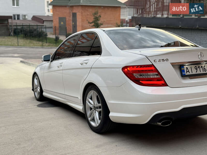 Седан Mercedes-Benz C-Class 2013 в Белой Церкви