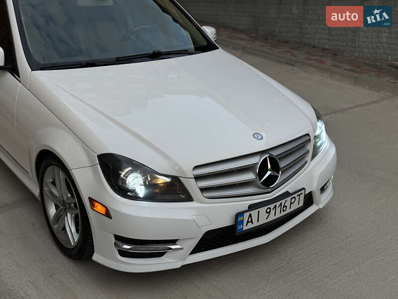 Седан Mercedes-Benz C-Class 2013 в Белой Церкви