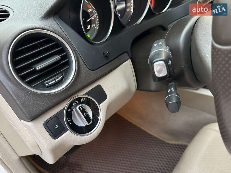 Седан Mercedes-Benz C-Class 2013 в Белой Церкви