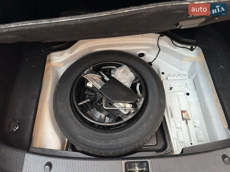 Седан Mercedes-Benz C-Class 2013 в Белой Церкви