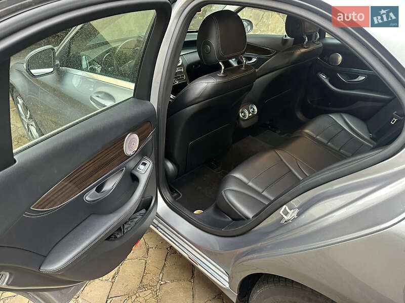 Седан Mercedes-Benz C-Class 2015 в Киеве