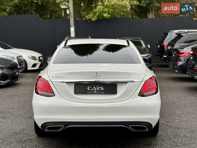 Седан Mercedes-Benz C-Class 2016 в Києві
