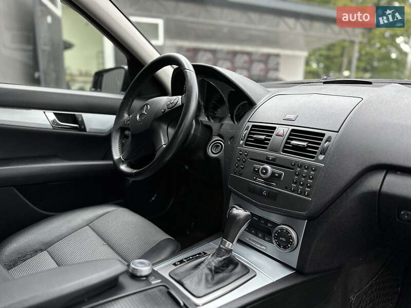 Универсал Mercedes-Benz C-Class 2012 в Ивано-Франковске