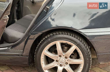 Седан Mercedes-Benz C-Class 2001 в 